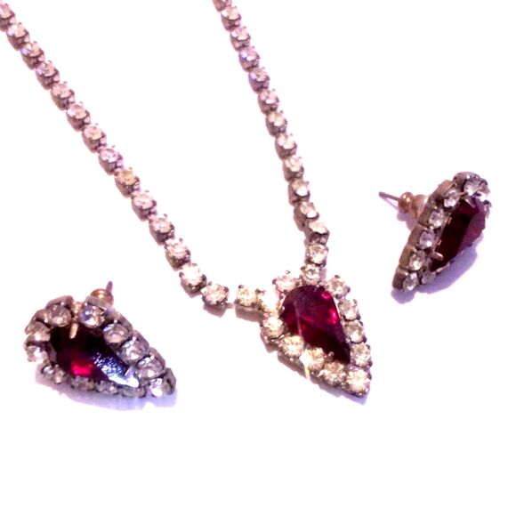 Vintage Prong Set Red and Clear Rhinestone Necklace and Earring Demi Parure - Picture 1 of 7